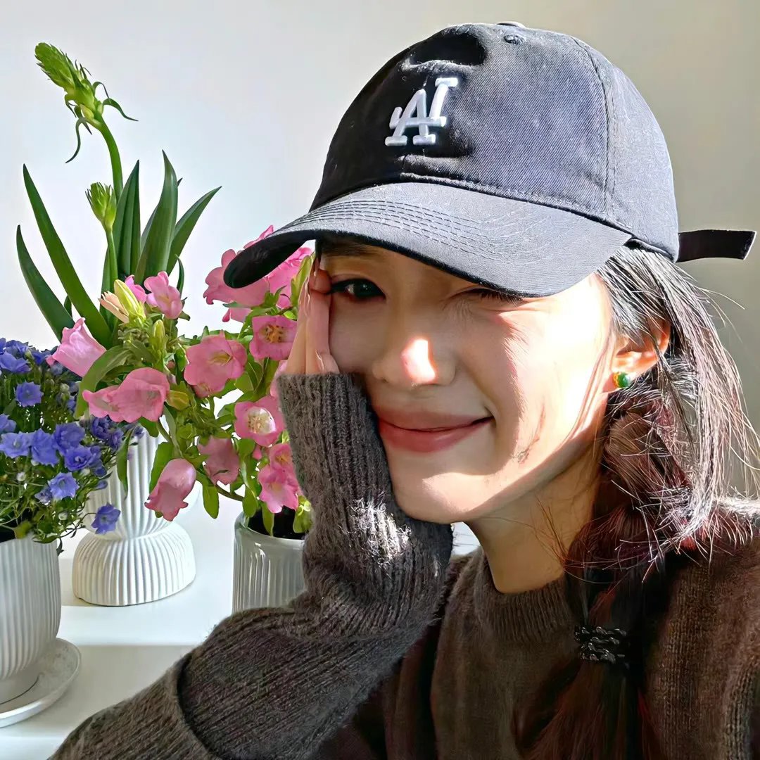 谁寄锦书来